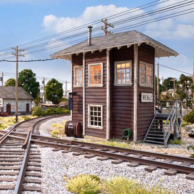 O Interlocking Tower O Interlocking Tower