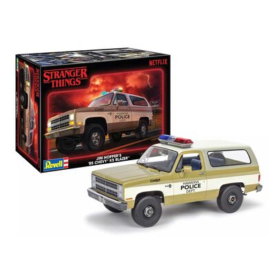 1/25 Jim Hopper's '85 K5 Chevy Blazer - Stranger Things 1/25 Jim Hopper's '85 K5 Chevy Blazer - Stranger Things