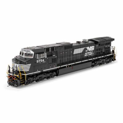 HO GE Dash 9-40CW Locomotive, NS #9754 HO GE Dash 9-40CW Locomotive, NS #9754