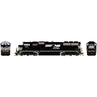 HO GEN SD60M Tri-Clops Locomotive w/DCC & Sound, NS #6815 HO GEN SD60M Tri-Clops Locomotive w/DCC & Sound, NS #6815