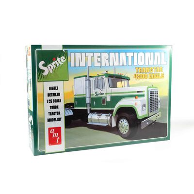 1/25 International Transtar 4300 Eagle Sprite Model Kit 1/25 International Transtar 4300 Eagle Sprite Model Kit
