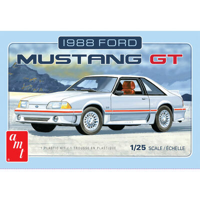 1/25 1988 Ford Mustang Model Kit 1/25 1988 Ford Mustang Model Kit