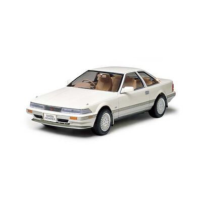 1/24 Toyota Soarer 3.0 GT Kit 1/24 Toyota Soarer 3.0 GT Kit