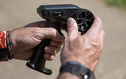 SPEKTRUM SLT2 2.4GHz RADIO for the 1/12 NASCAR 2S AWD RTR Brushed On-Road RC Race Car 