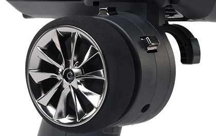 ULTRA SMOOTH AND PRECISE STEERING AND THROTTLE MECHANISM for the Spektrum&trade; iXSR+ 2.4GHz DSMR+&reg; Intelligent Radio