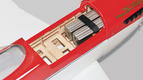 Removable Top hatch for easy change lipo battery and set up radio 