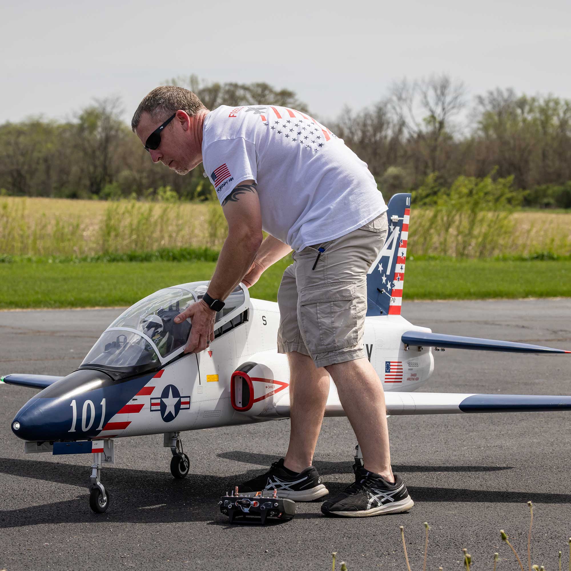 Hawk/T-45 140-160N ARF with Retract Set, KingTech K-160G4+ and Spektrum Servos